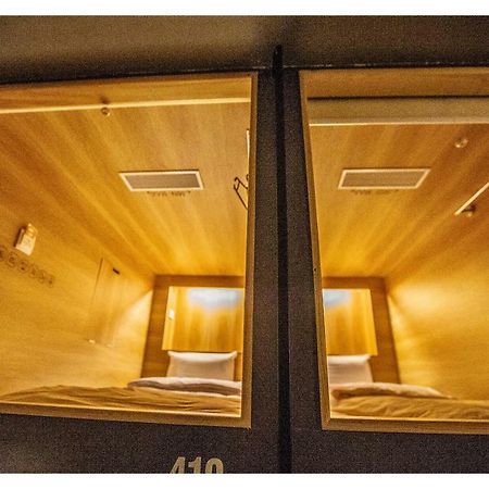 Khan Hoang Capsule Hotel (Adults Only) Hanoi Esterno foto